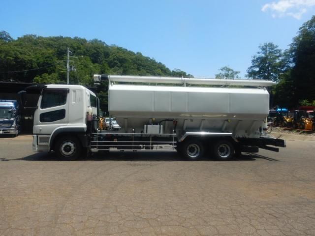 Mitsubishi GREAT 2019-04 8311153-3