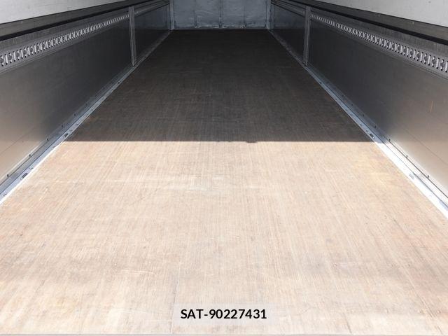 Mitsubishi GREAT 2017-12 8317425-15