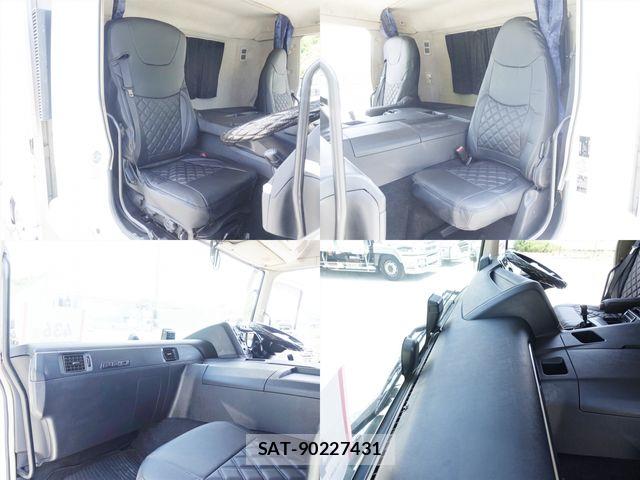 Mitsubishi GREAT 2017-12 8317425-21