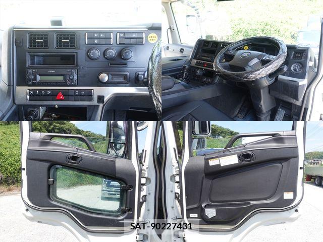 Mitsubishi GREAT 2017-12 8317425-22