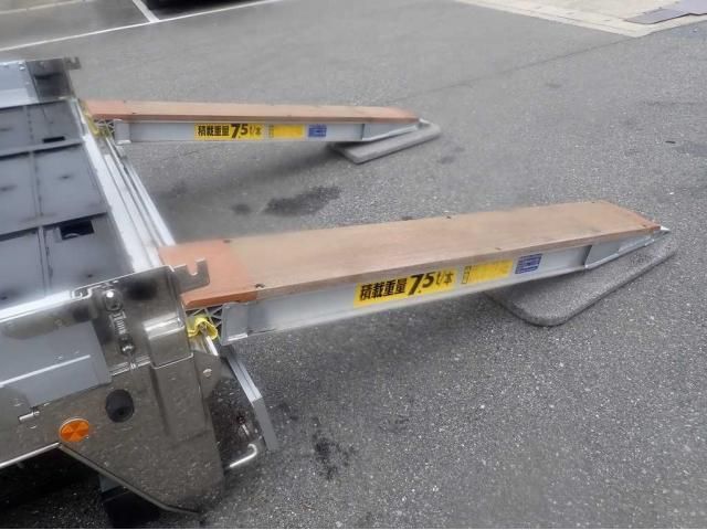 Mitsubishi GREAT 2026-04 8311152-9