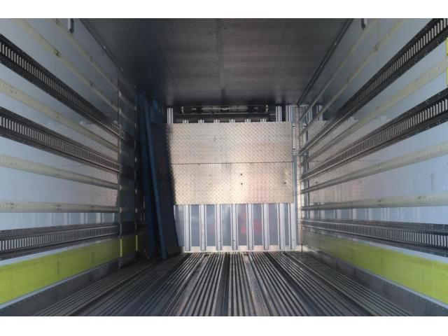 Mitsubishi GREAT 2020-08 8332061-10