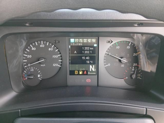 Mitsubishi GREAT 2026-05 8332035-20