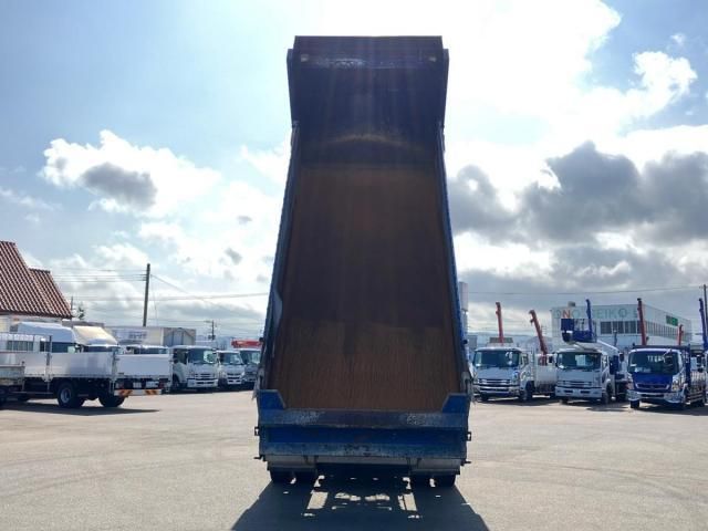 Mitsubishi GREAT 2020-11 8332050-9