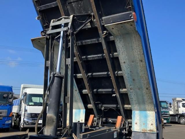 Mitsubishi GREAT 2020-11 8332050-12