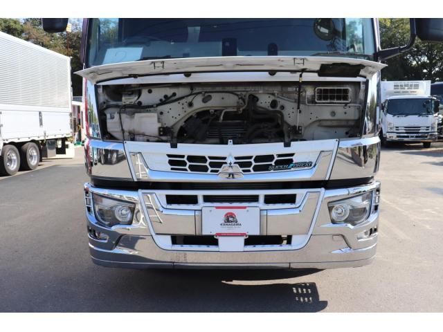 Mitsubishi GREAT 2017-10 8332057-21