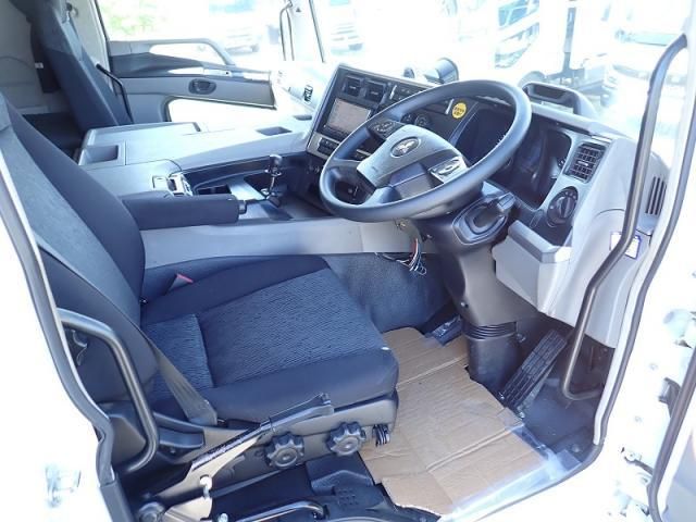 Mitsubishi GREAT 2020-09 8332049-9