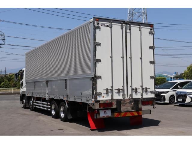 Mitsubishi GREAT 2017-03 8332053-5