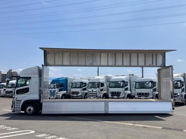Mitsubishi GREAT 2026-04 8332043-4