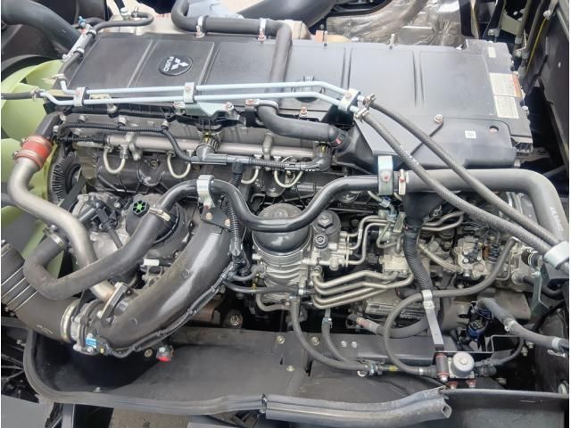 Mitsubishi GREAT 2025-05 8332044-17