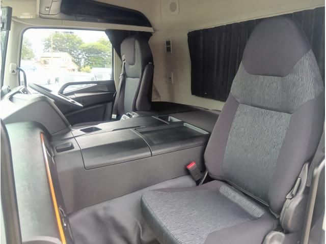 Mitsubishi GREAT 2025-05 8332044-22
