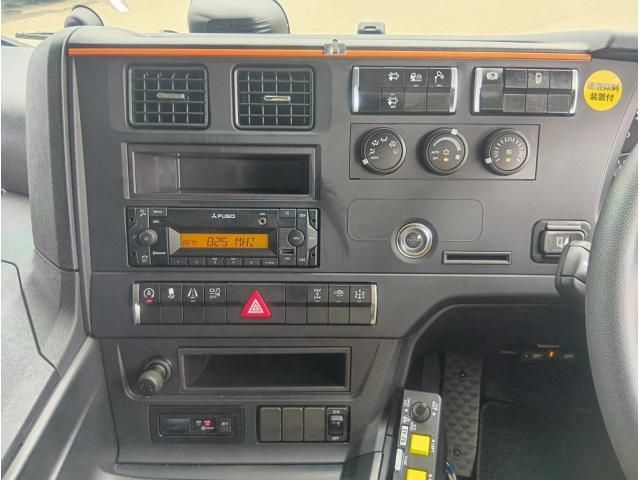 Mitsubishi GREAT 2025-05 8332044-24