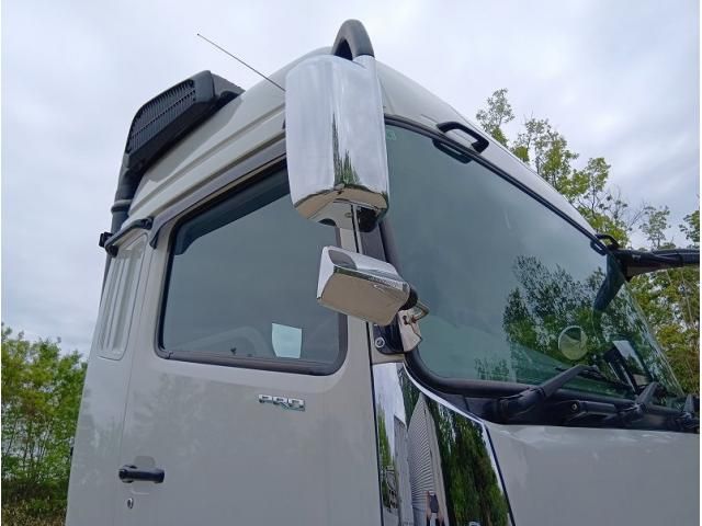 Mitsubishi GREAT 2024-04 8332055-9