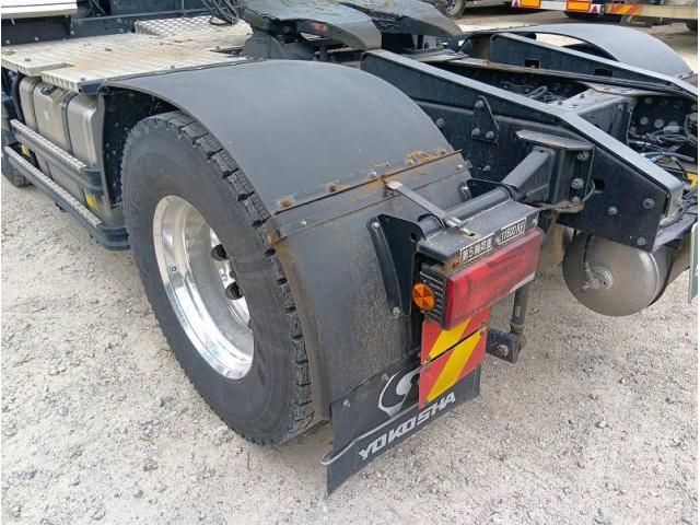 Mitsubishi GREAT 2024-04 8332055-12