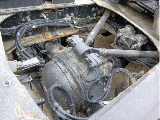 Mitsubishi GREAT 2024-04 8332055-16