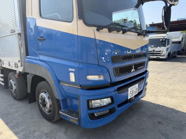 Mitsubishi GREAT 2014-11 8332071-12