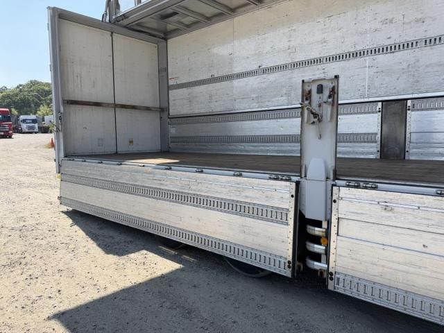 Mitsubishi GREAT 2014-11 8332071-21