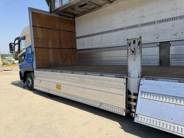 Mitsubishi GREAT 2014-11 8332071-25