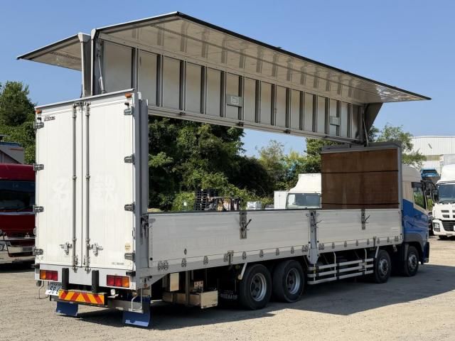 Mitsubishi GREAT 2014-11 8332071-2
