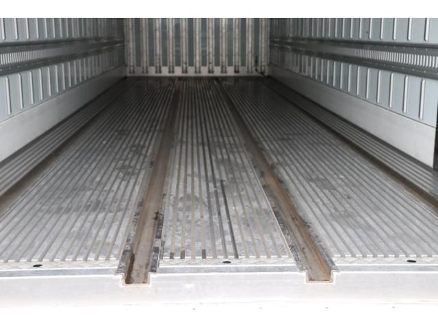Mitsubishi GREAT 2018-09 8332063-13