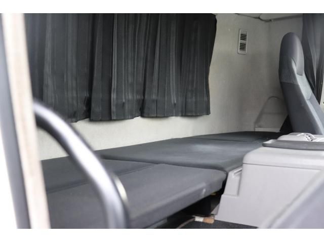 Mitsubishi GREAT 2018-09 8332063-23