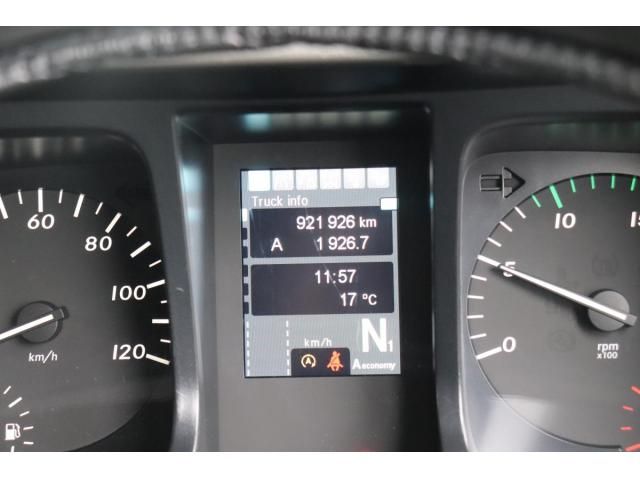 Mitsubishi GREAT 2018-09 8332063-25