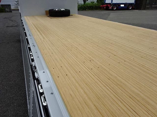 Mitsubishi GREAT 2026-05 8332029-19