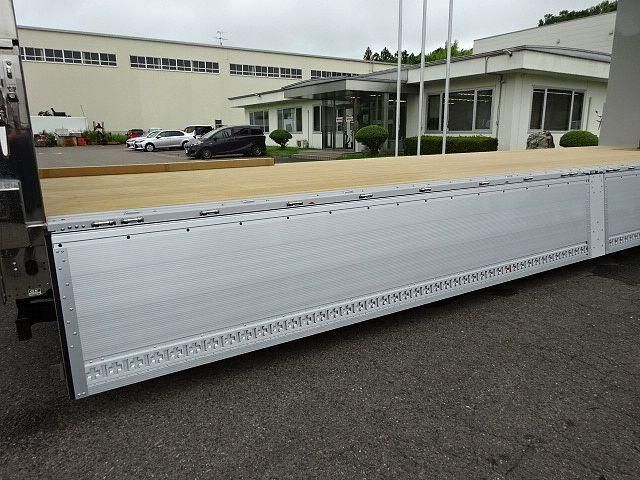 Mitsubishi GREAT 2026-05 8332029-22