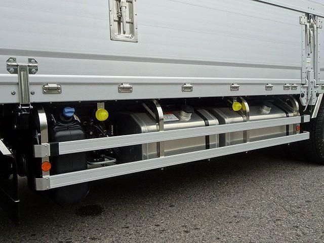 Mitsubishi GREAT 2026-05 8332029-27