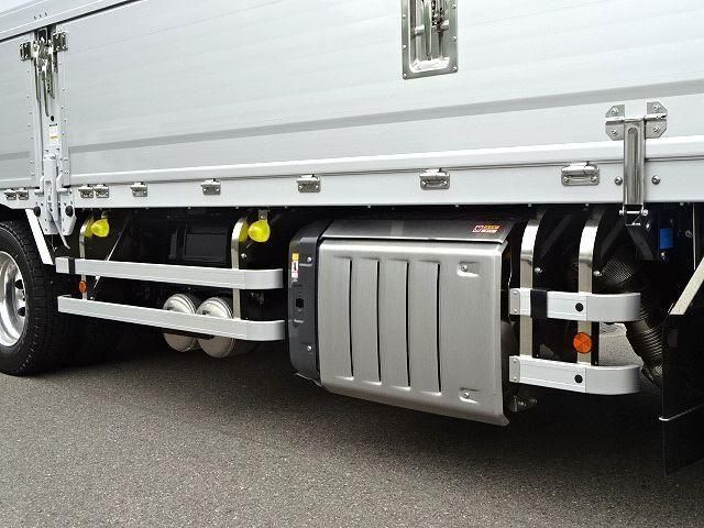 Mitsubishi GREAT 2026-05 8332029-29