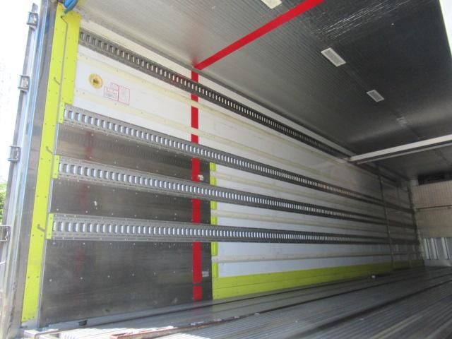 Mitsubishi GREAT 2015-07 8332066-11