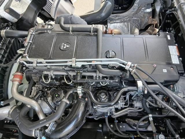 Mitsubishi GREAT 2026-04 8332030-13