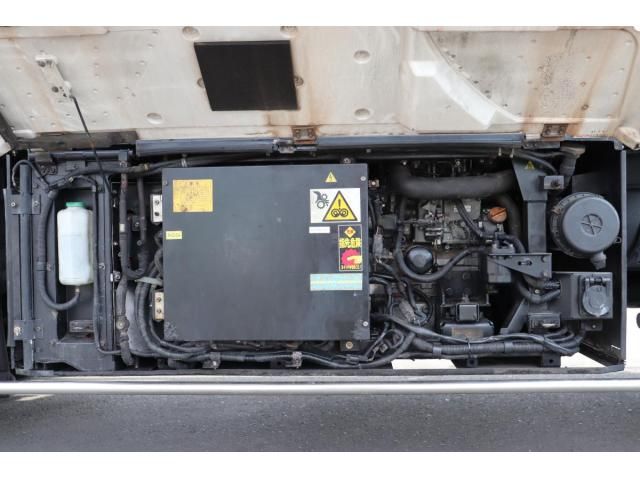 Mitsubishi GREAT 2021-01 8332048-23