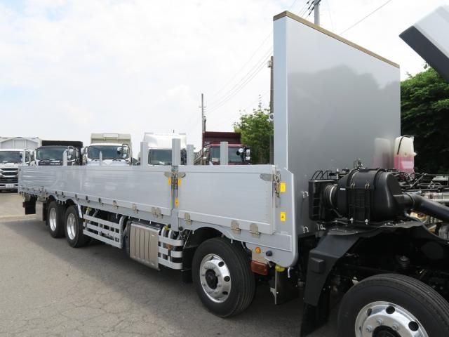 Mitsubishi GREAT 2025-11 8332045-10