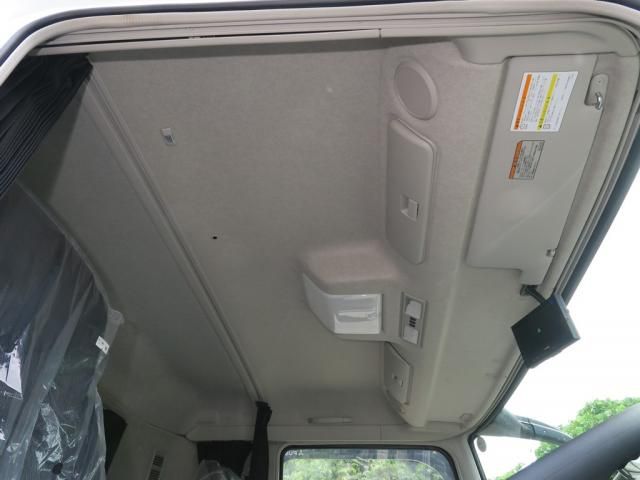 Mitsubishi GREAT 2025-11 8332045-24