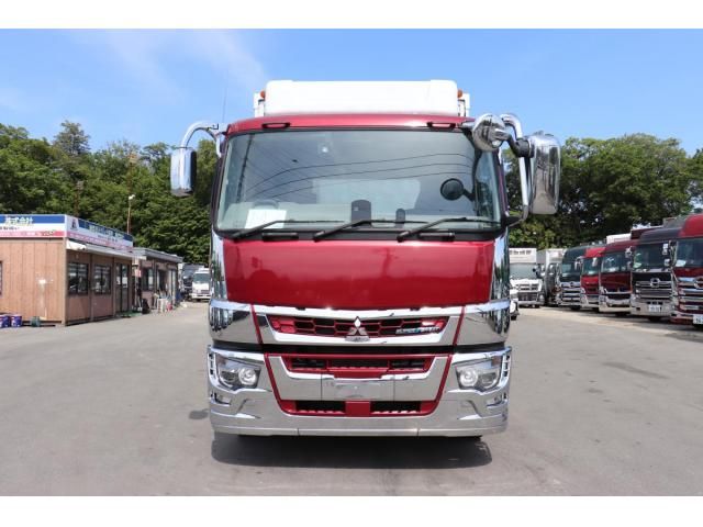 Mitsubishi GREAT 2021-06 8332027-1