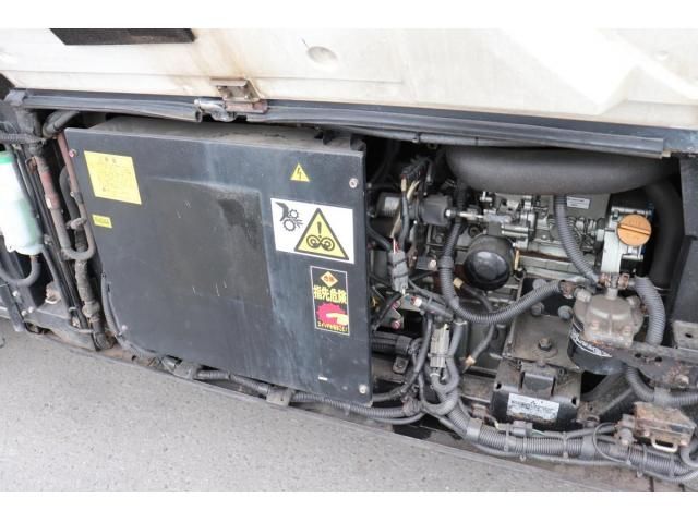 Mitsubishi GREAT 2021-06 8332027-25