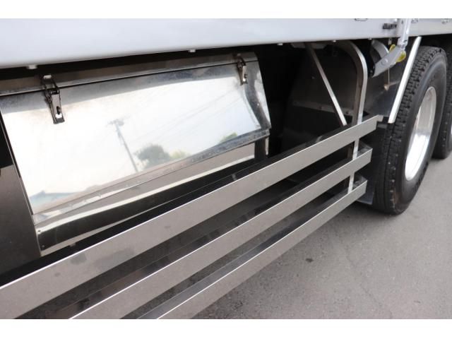 Mitsubishi GREAT 2021-06 8332027-27