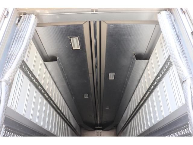 Mitsubishi GREAT 2021-06 8332027-6