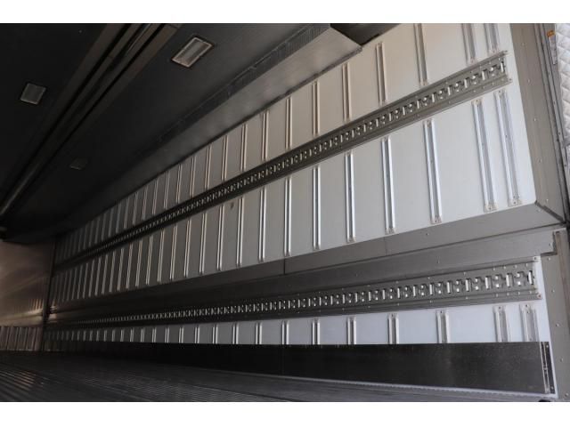 Mitsubishi GREAT 2021-06 8332027-8