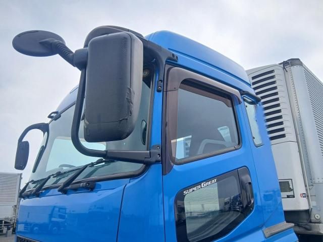 Mitsubishi GREAT 2012-04 8332060-18