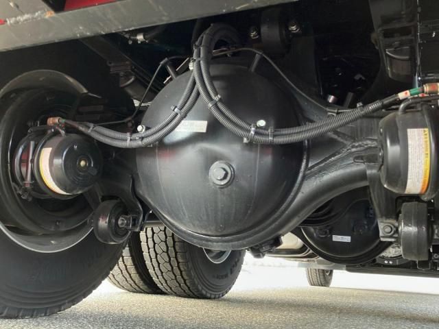 Mitsubishi GREAT 2025-07 8332028-17