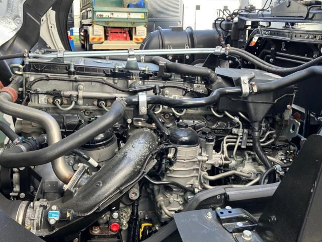 Mitsubishi GREAT 2025-07 8332028-18