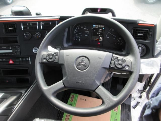 Mitsubishi GREAT 2026-04 8332040-9