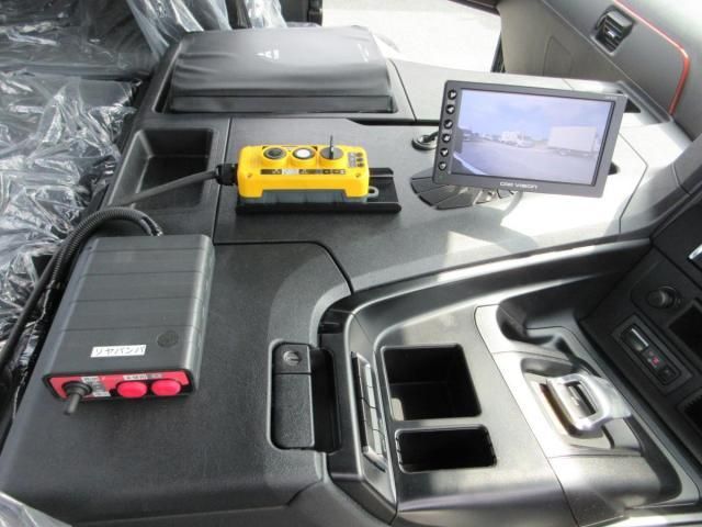 Mitsubishi GREAT 2026-04 8332040-10