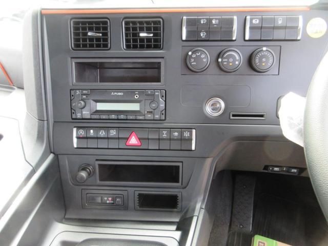 Mitsubishi GREAT 2026-04 8332040-11