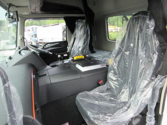 Mitsubishi GREAT 2026-04 8332040-13