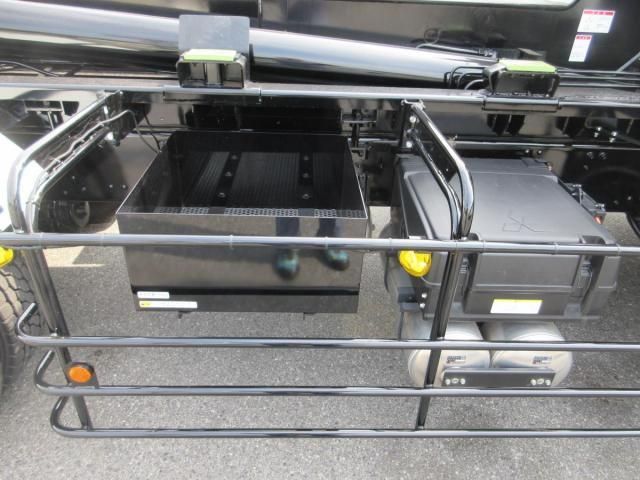 Mitsubishi GREAT 2026-04 8332040-24