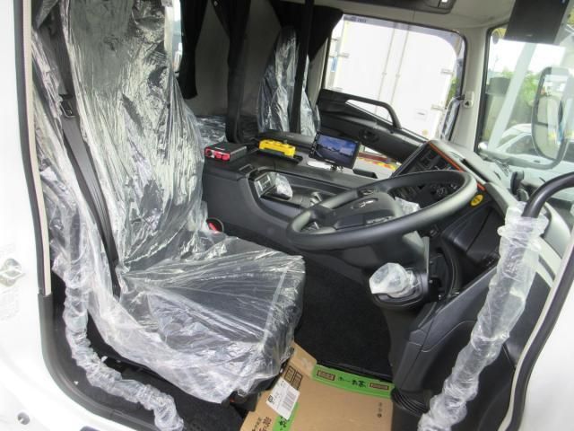 Mitsubishi GREAT 2026-04 8332040-6