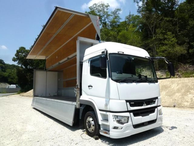 Mitsubishi GREAT 2019-07 8332056-16
